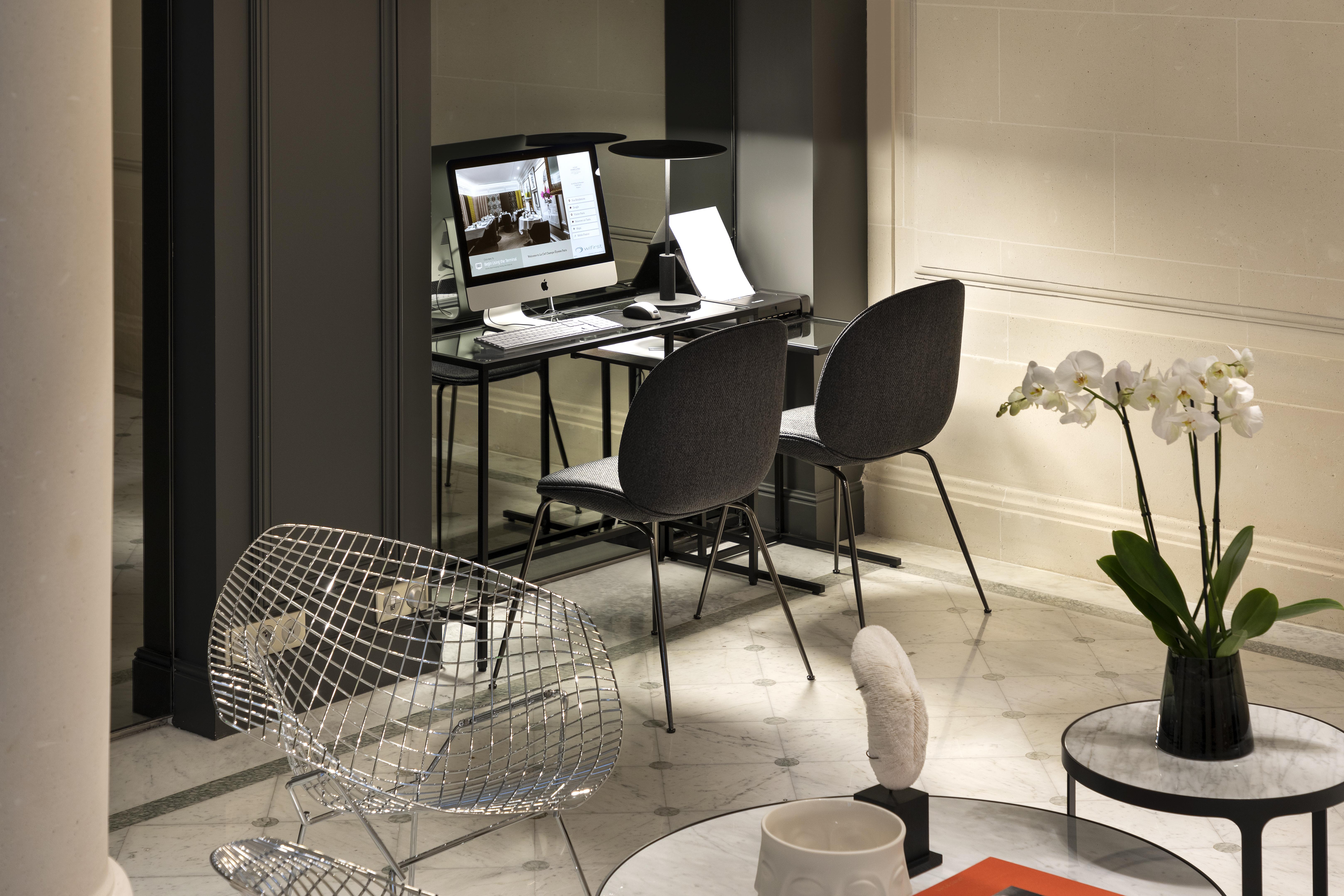 La Clef Champs-Elysees Paris By The Crest Collection Exteriér fotografie The Business Center